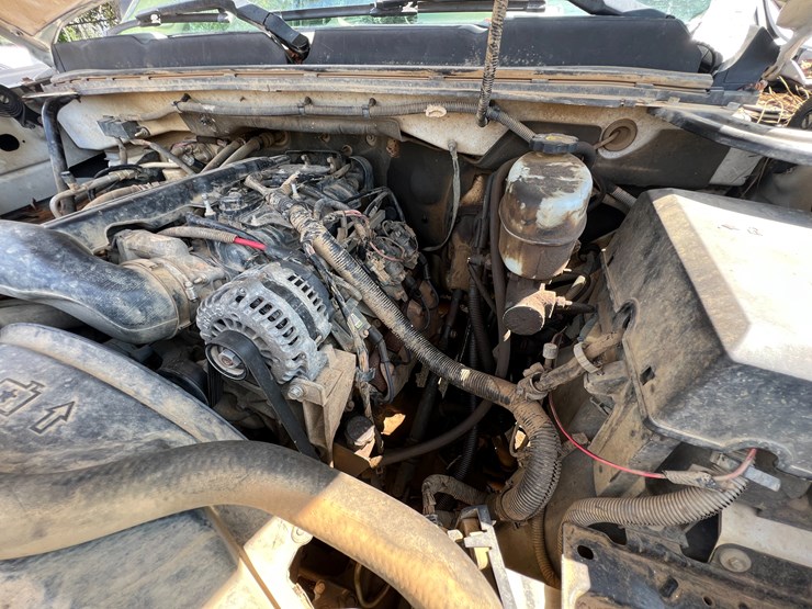 2009-chevrolet-2500-image-13