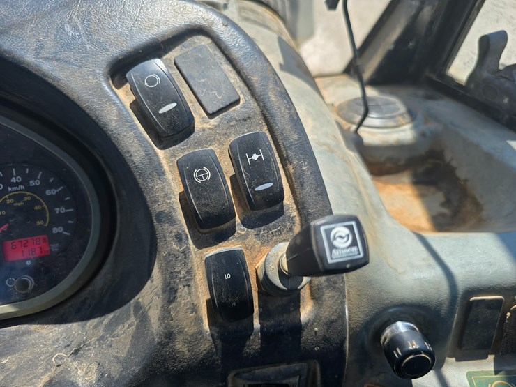 2012-terex-ta400-image-92