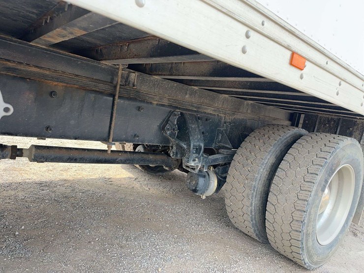 2014-peterbilt-337-image-20