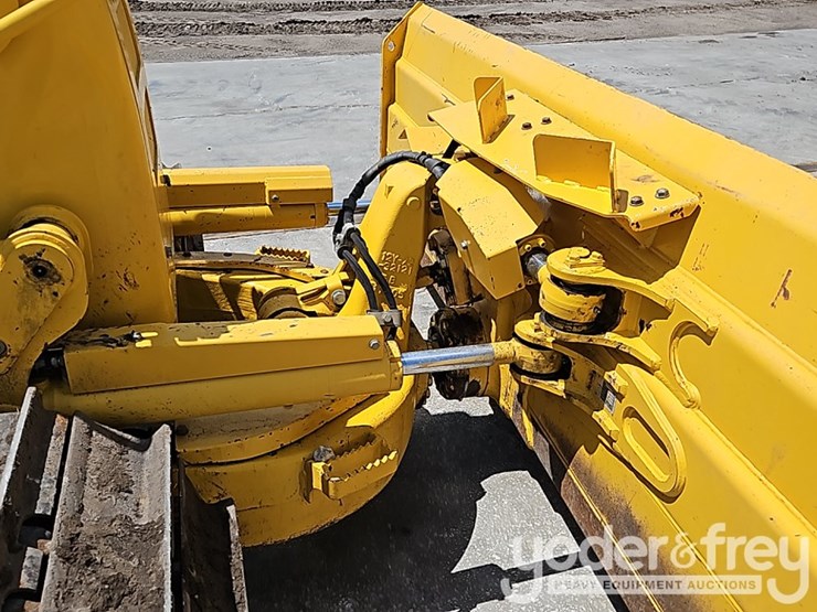 2022-komatsu-d51pxi-24-image-15