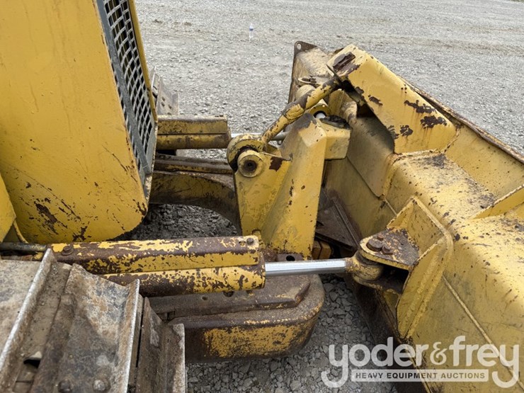 komatsu-d37p-5-image-17