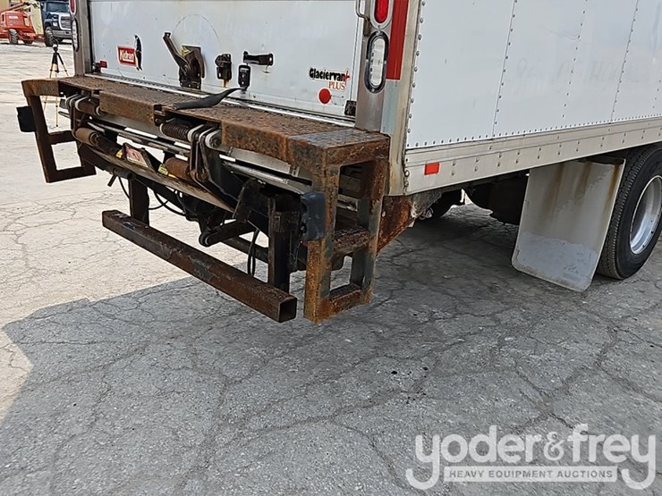 2015-international-durastar-4300-image-15