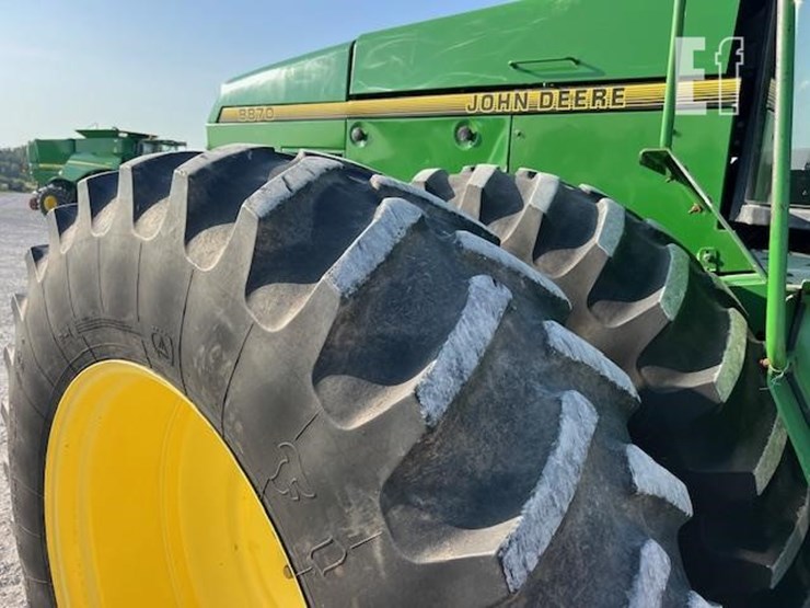 1996-john-deere-8870-image-35