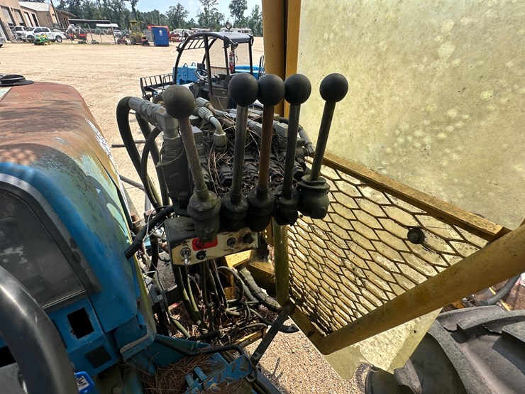 ford-6640-image-27