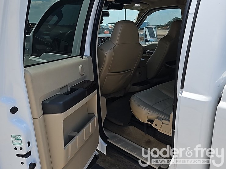 2008-ford-f350-image-24
