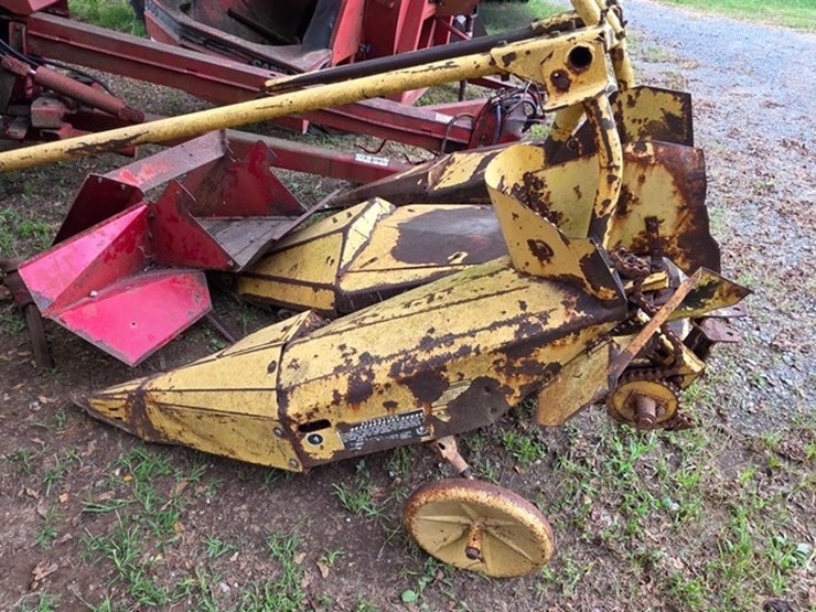 new-holland-790-image-18