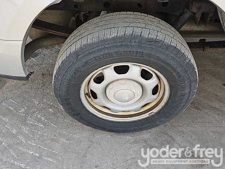 2016-ford-f150-image-13