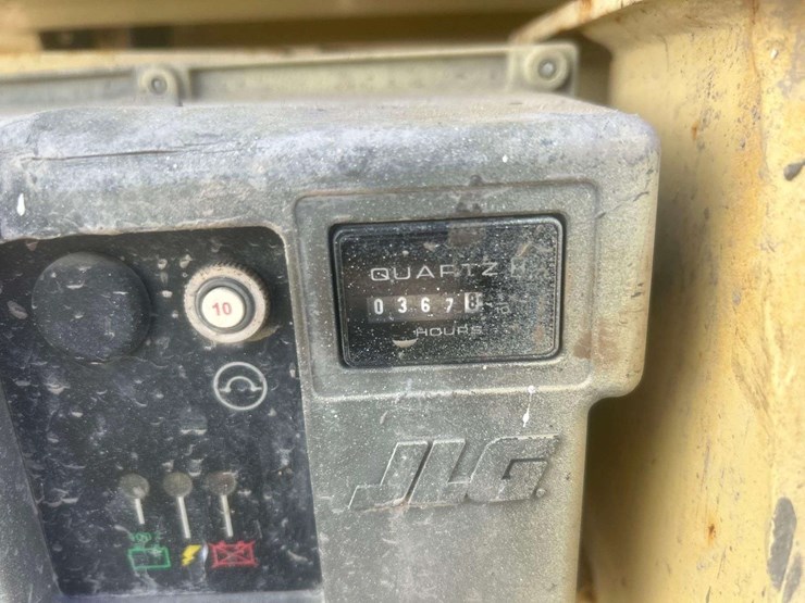 2019-jlg-2632es-image-7