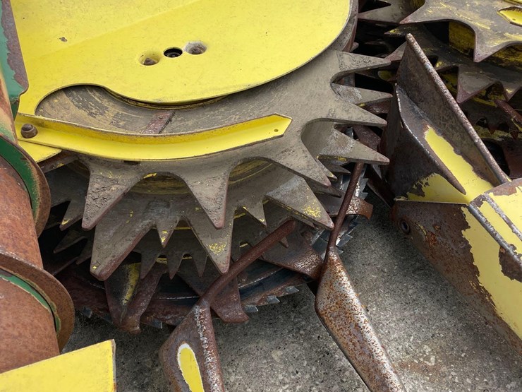 john-deere-688-image-14