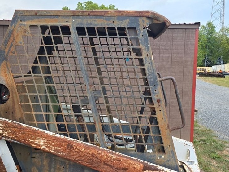bobcat-443-image-9