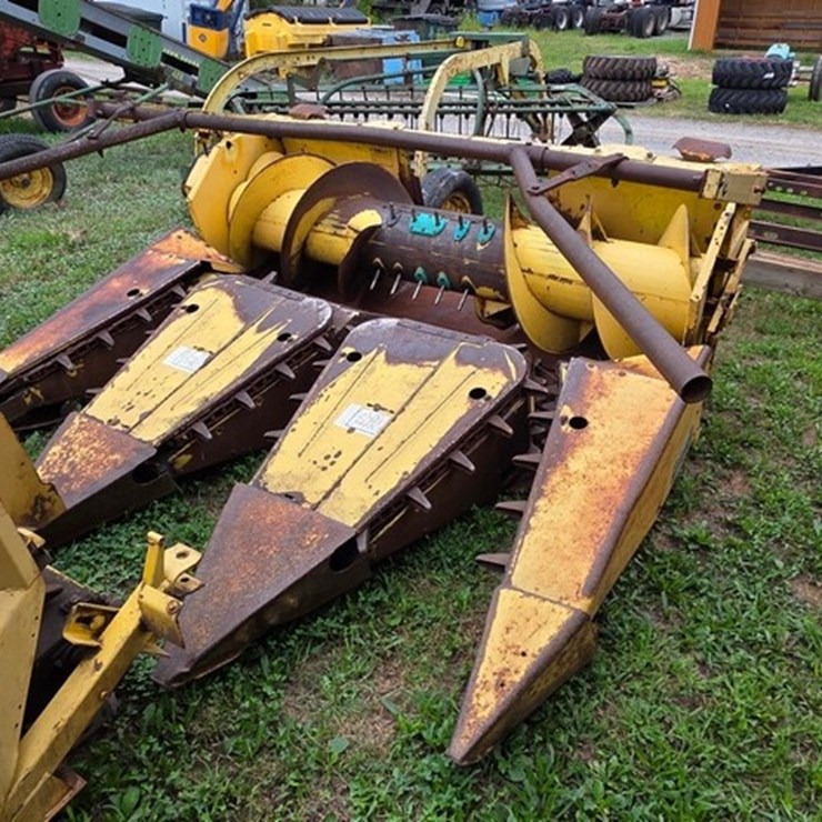 NEW HOLLAND 939