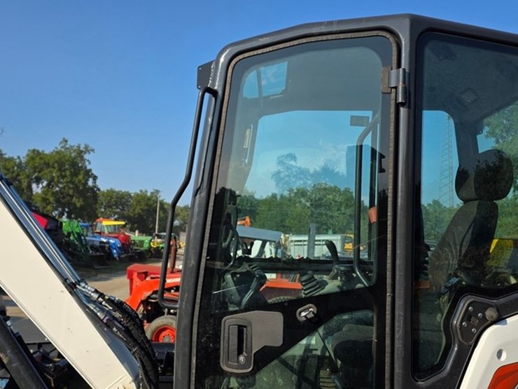 2024-bobcat-e35-image-16