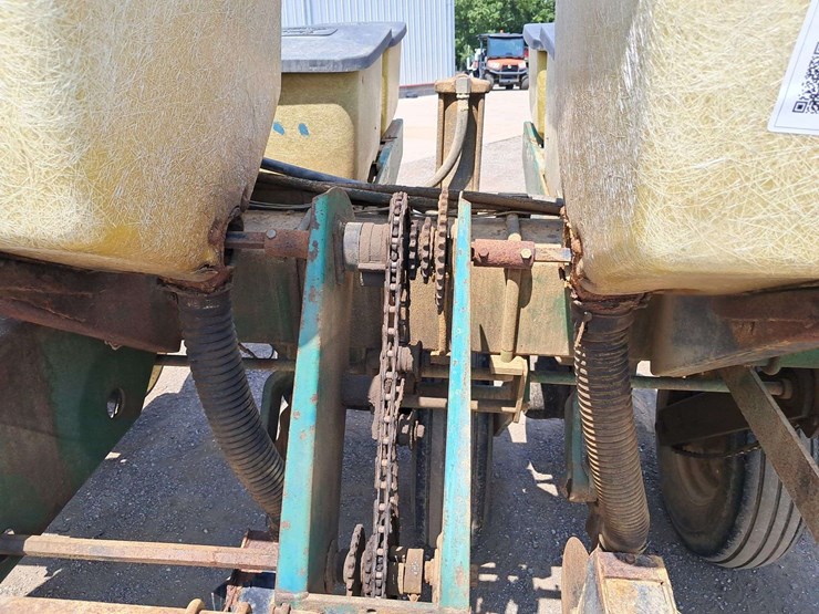 john-deere-7000-image-13