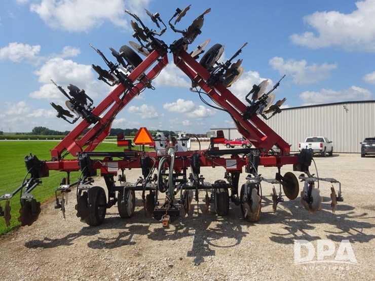 case-ih-5300-image-29