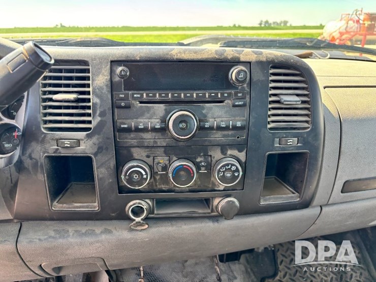 2008-chevrolet-2500-image-64