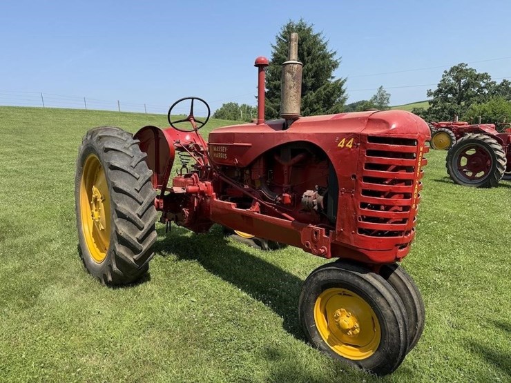massey-ferguson-44-image-3