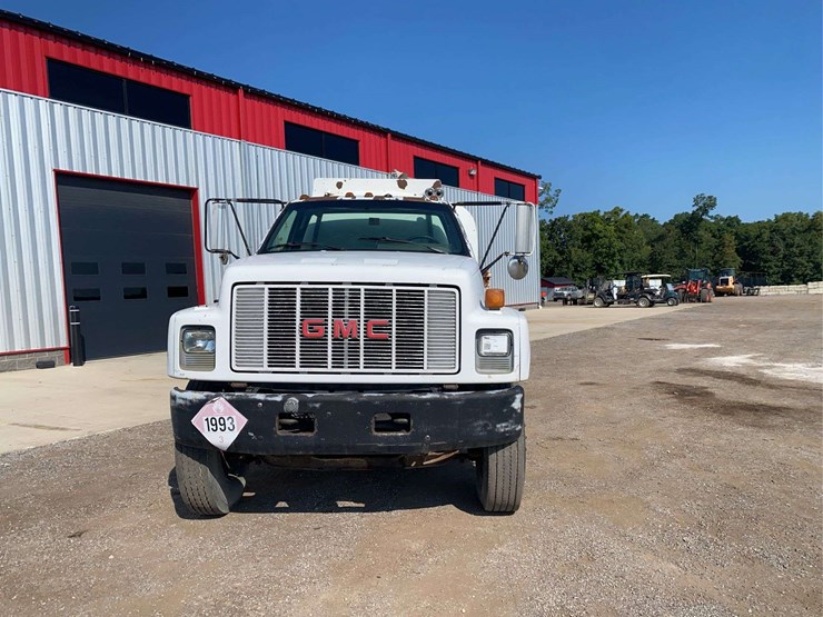 1994-gmc-c7h-s/a-bulk-fuel-truck-image-3
