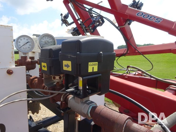 case-ih-5300-image-73
