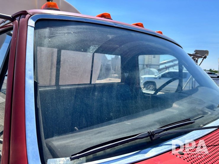 1992-ford-f700-image-62