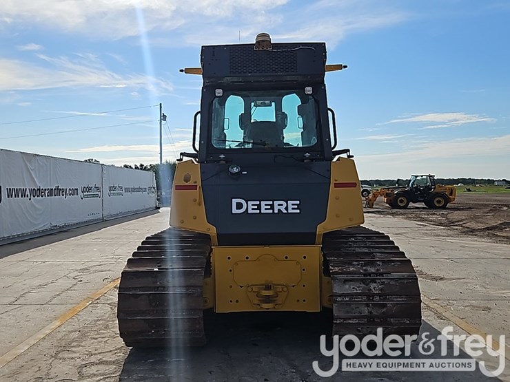 2022-deere-750l-image-4