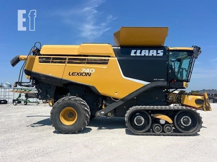 2015-claas-lexion-740-image-3