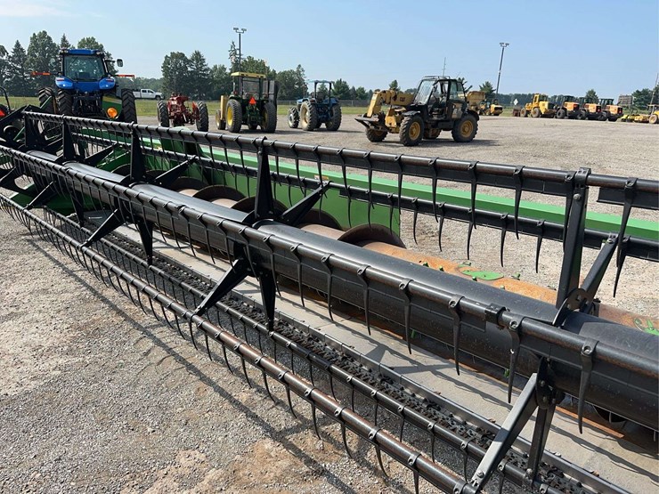 2013-john-deere-635f-image-15