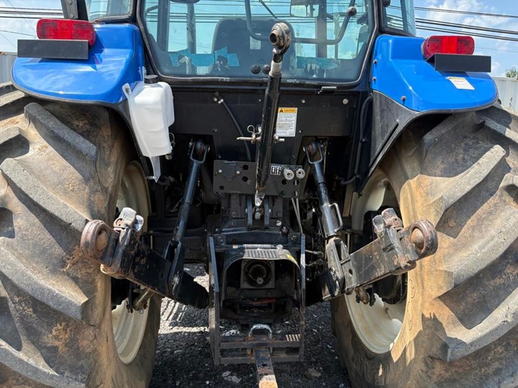 2006-new-holland-td95d-image-9