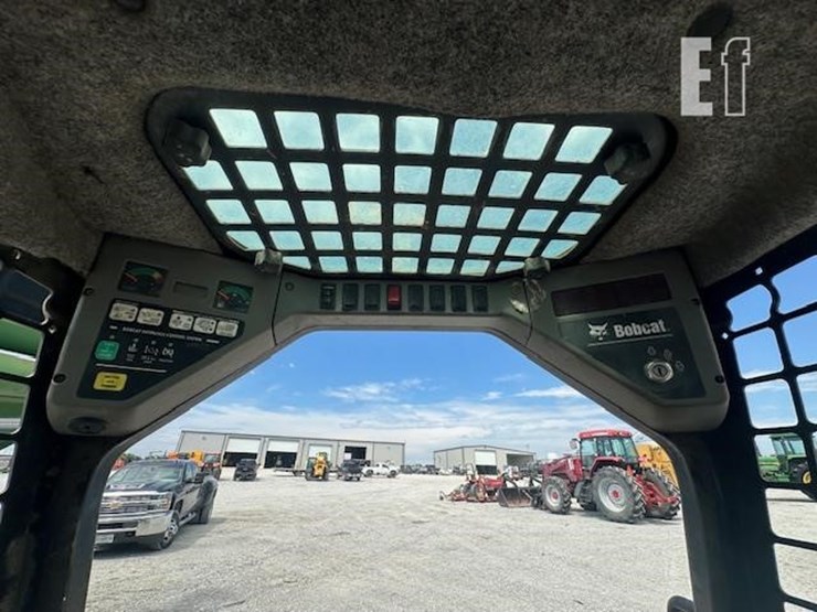 bobcat-s220-image-16