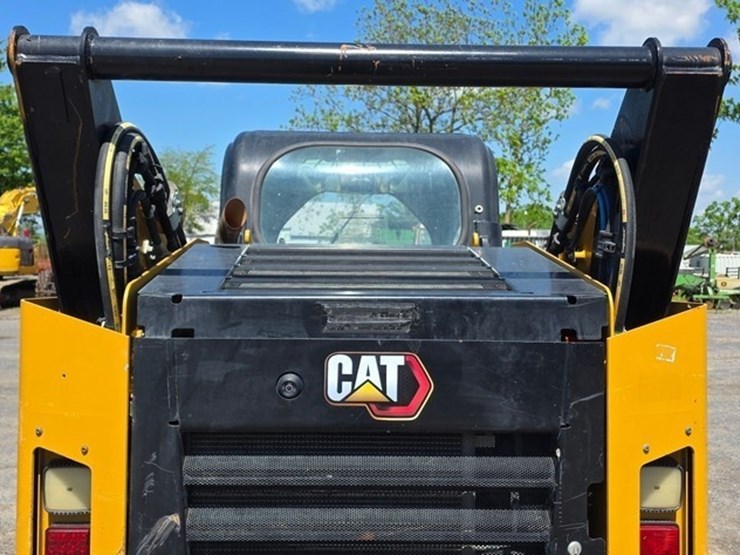 2021-caterpillar-289d3-image-18