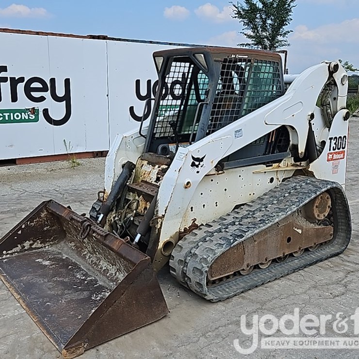 2009 BOBCAT T300