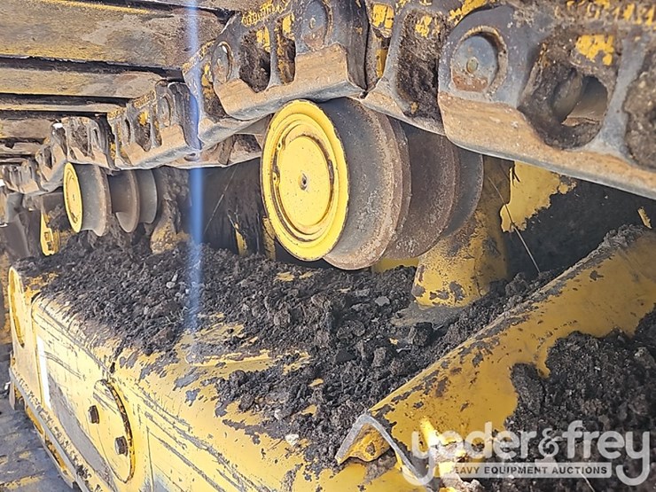 2022-komatsu-d51pxi-24-image-11
