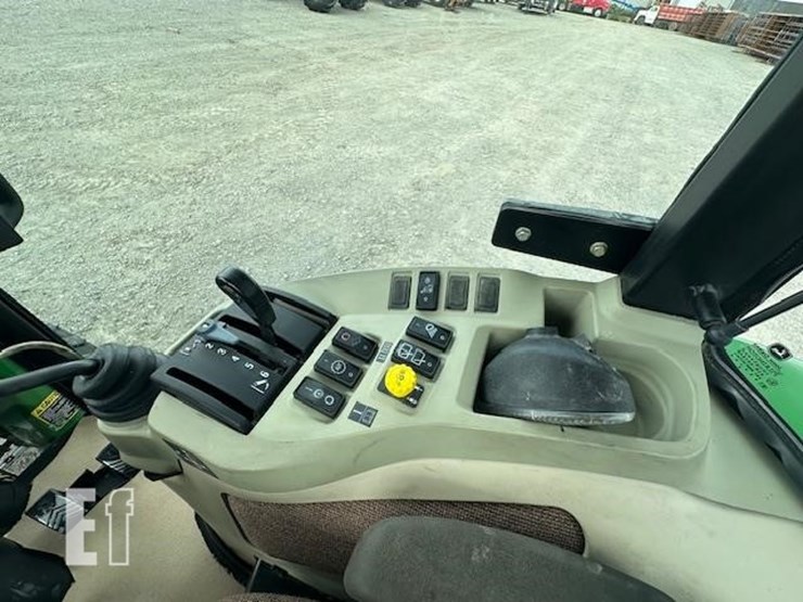 2011-john-deere-4720-image-27