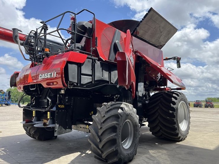 2023-case-ih-8250-image-38