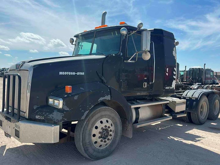 2007-western-star-4900-image-1