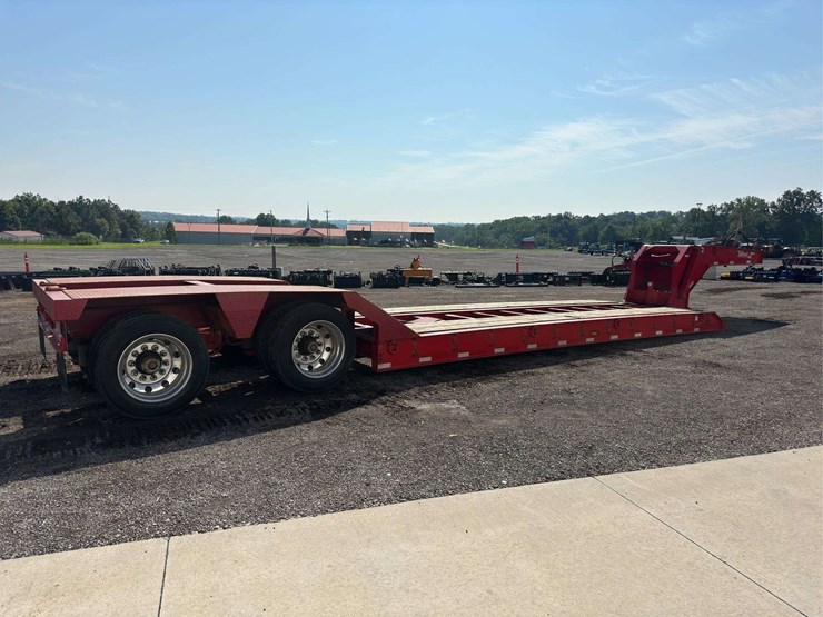 2000-talbert-35-ton-image-3