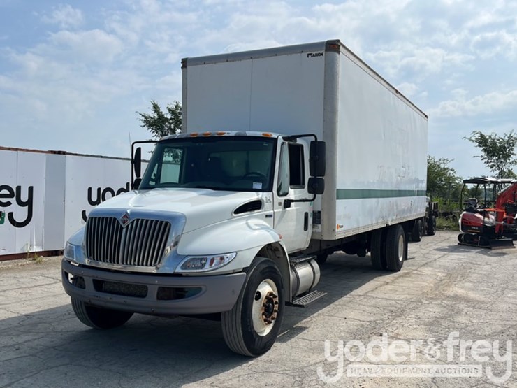 2013-international-durastar-4300-image-1