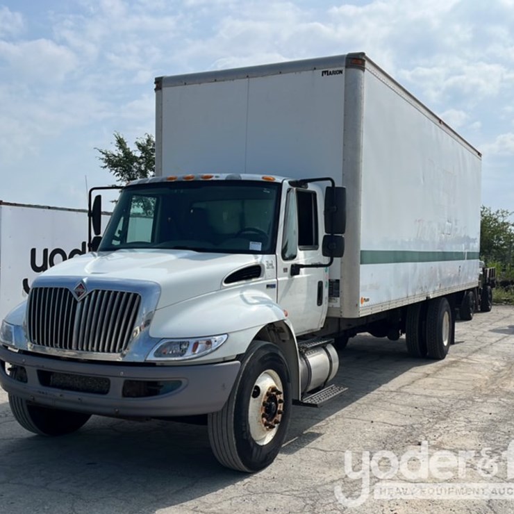 2013 INTERNATIONAL DURASTAR 4300