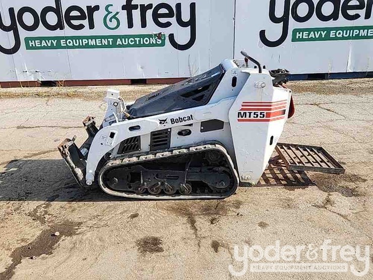 2011-bobcat-mt55-image-2