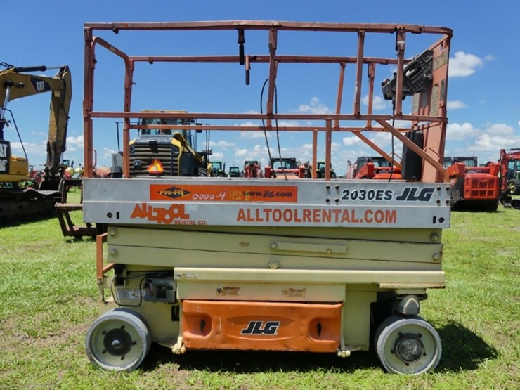 jlg-2030es-image-1