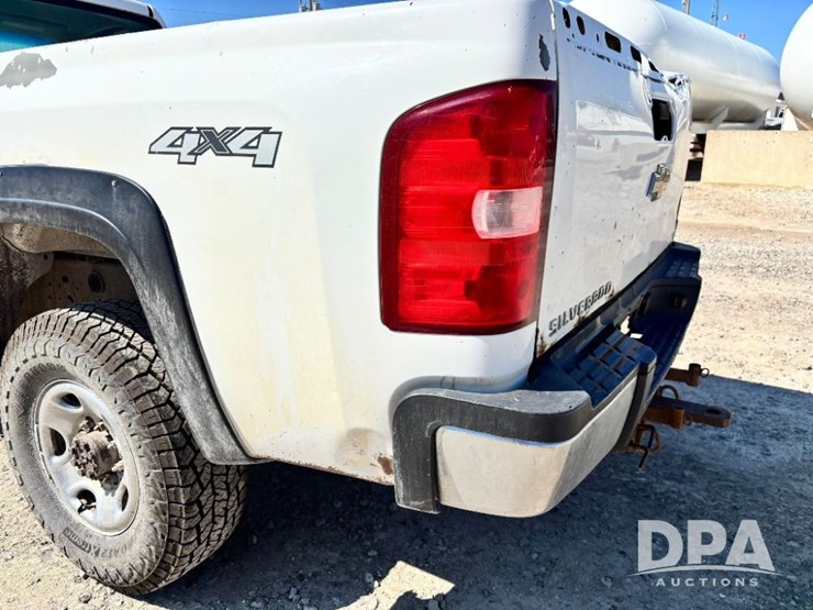 2008-chevrolet-2500-image-32
