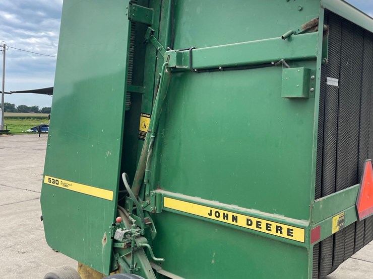 john-deere-530-image-7