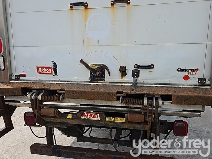 2015-international-durastar-4300-image-13