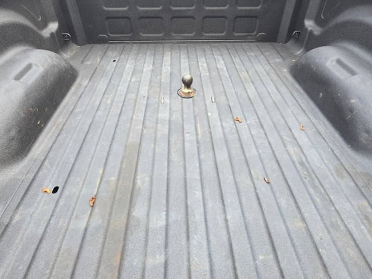 2011-dodge-2500-image-19