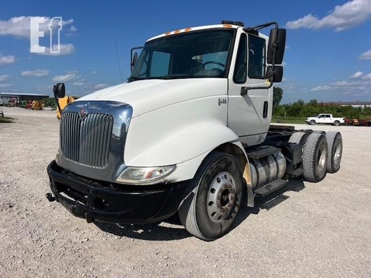 2007-international-transtar-8600-image-11