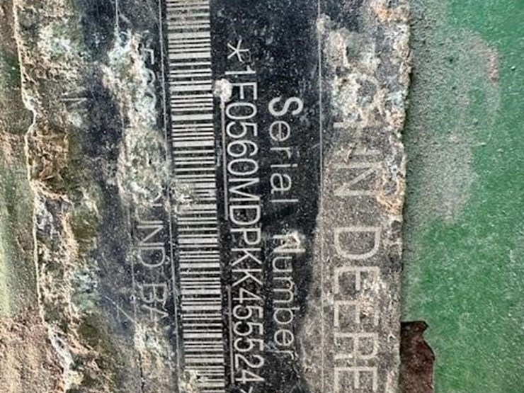 2019-john-deere-560m-image-25
