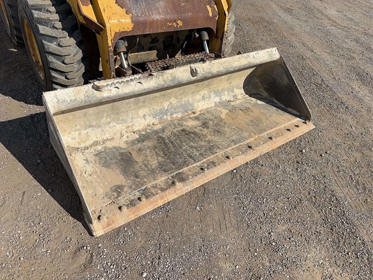 2018-caterpillar-262d-image-26