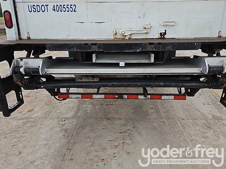 2015-international-durastar-4300-image-19