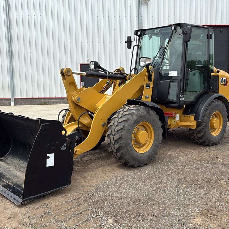 2022 CATERPILLAR 906M
