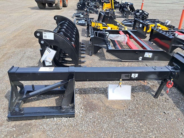 forklift-telescopic-boom-image-1