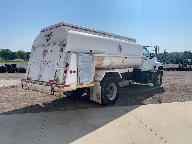 1994-gmc-c7h-s/a-bulk-fuel-truck-image-5